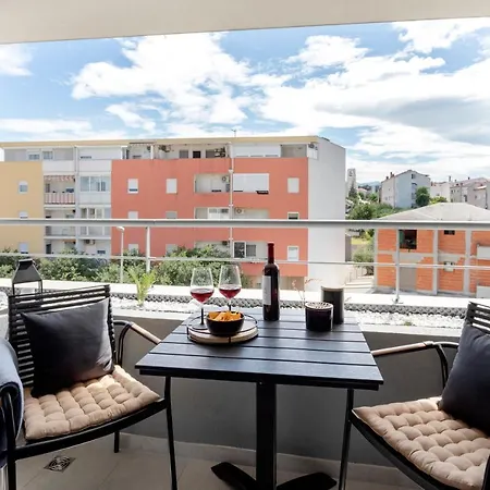 Appartamento Elena Ekolu